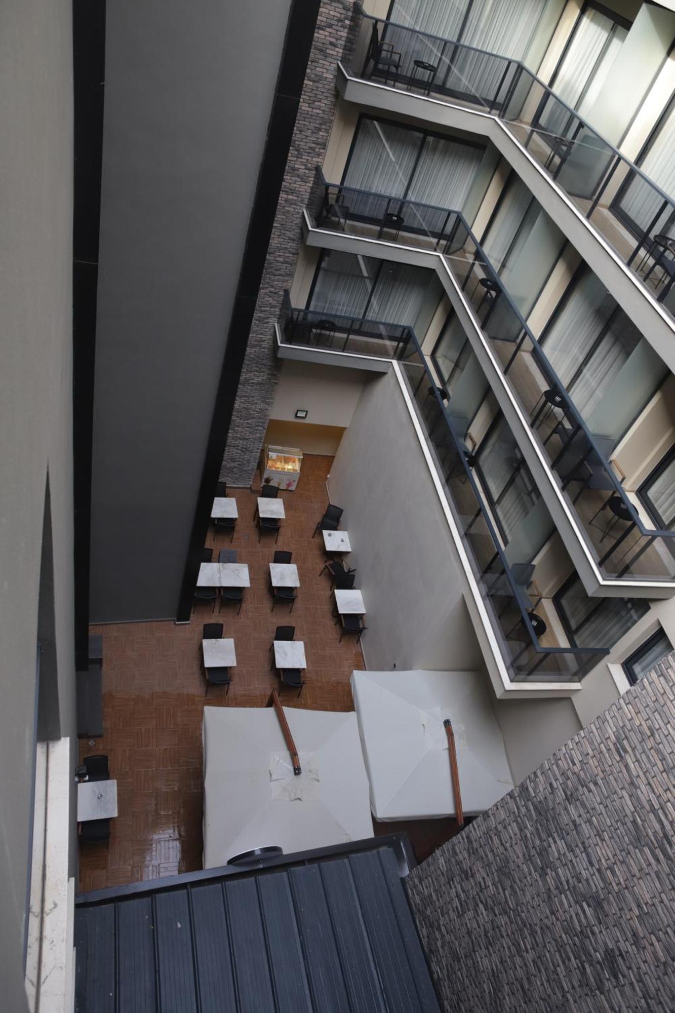 Hotel Myway Deluxe Alsancak Smirne Esterno foto