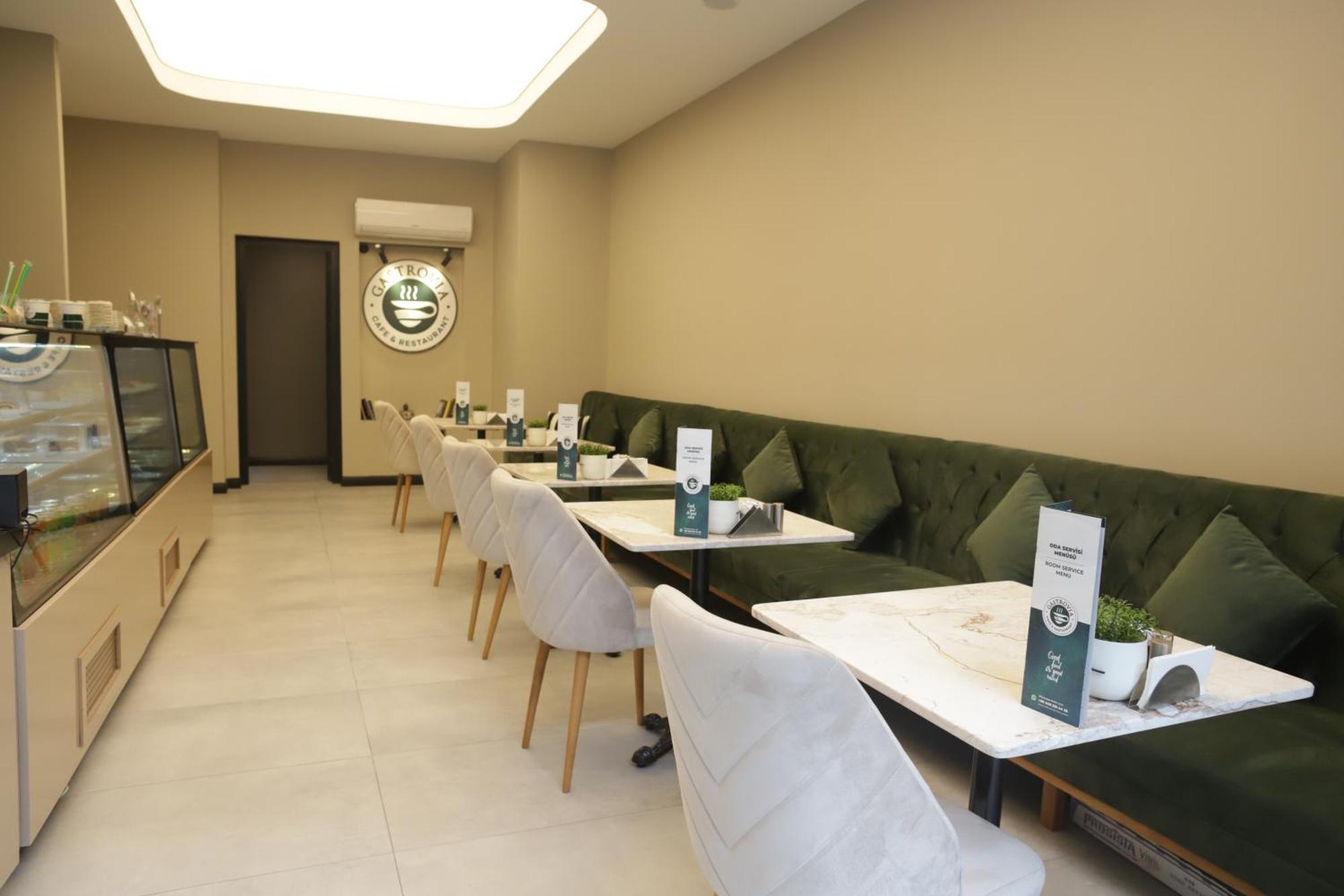 Hotel Myway Deluxe Alsancak Smirne Esterno foto