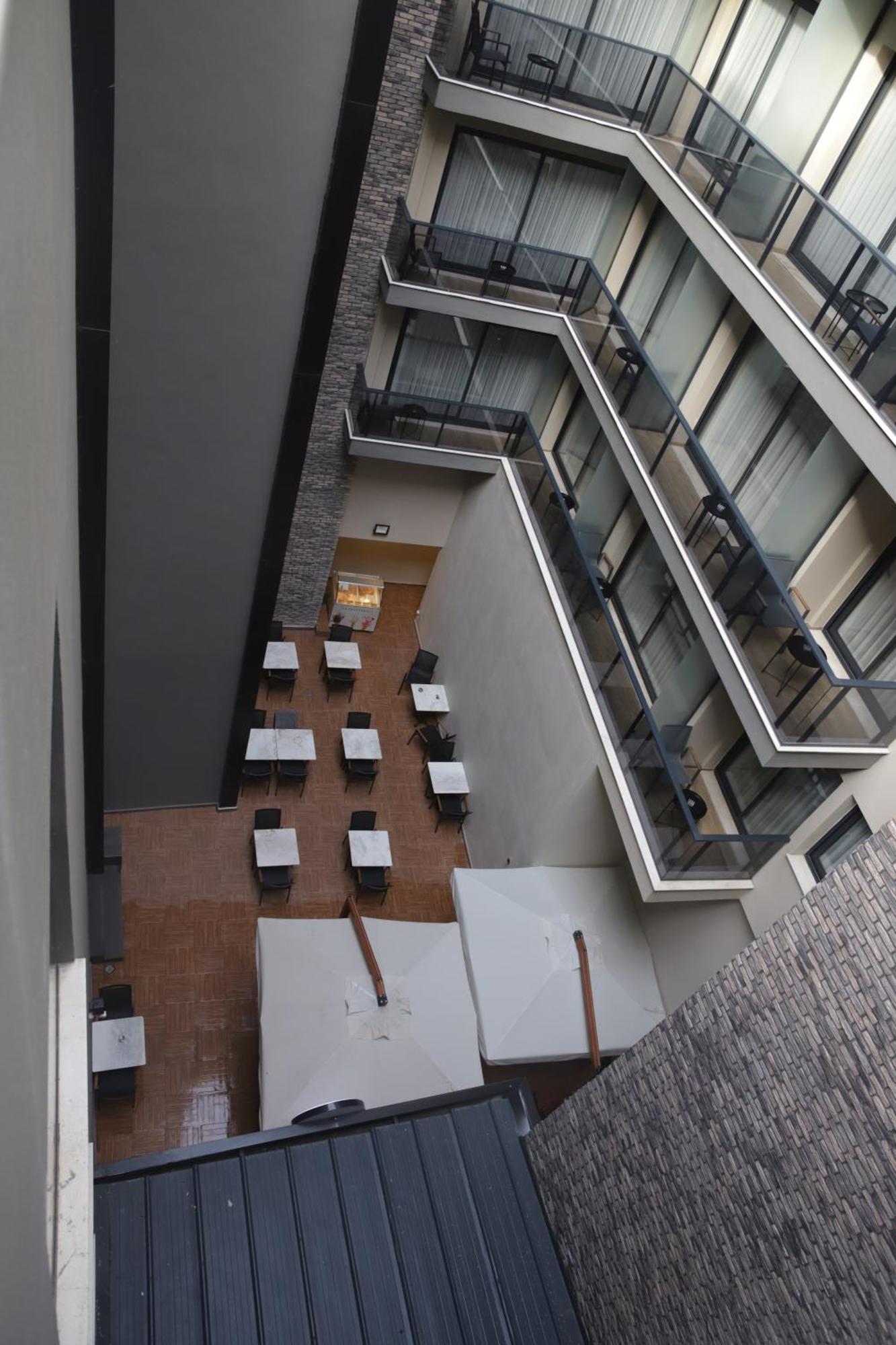 Hotel Myway Deluxe Alsancak Smirne Esterno foto