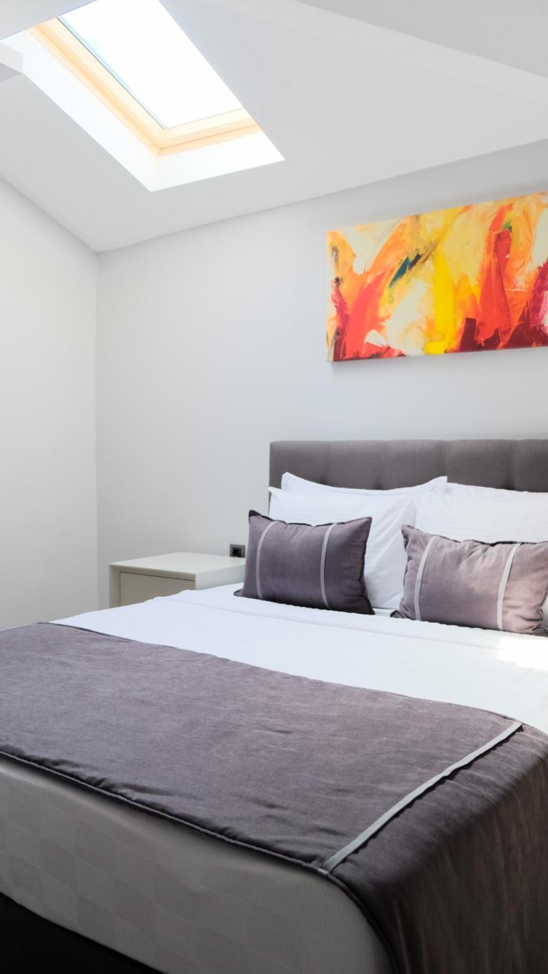 Hotel Myway Deluxe Alsancak Smirne Esterno foto