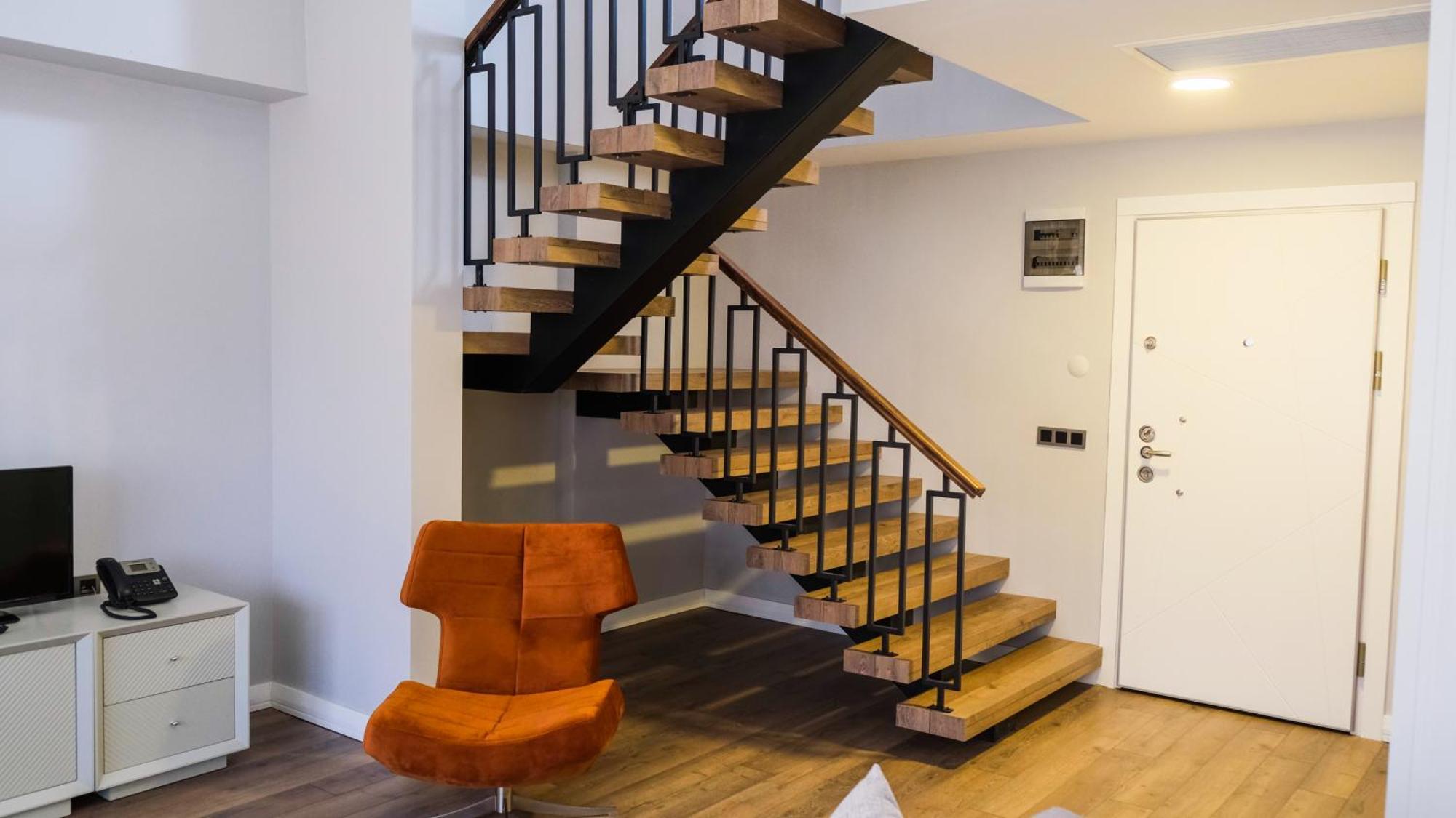 Hotel Myway Deluxe Alsancak Smirne Esterno foto