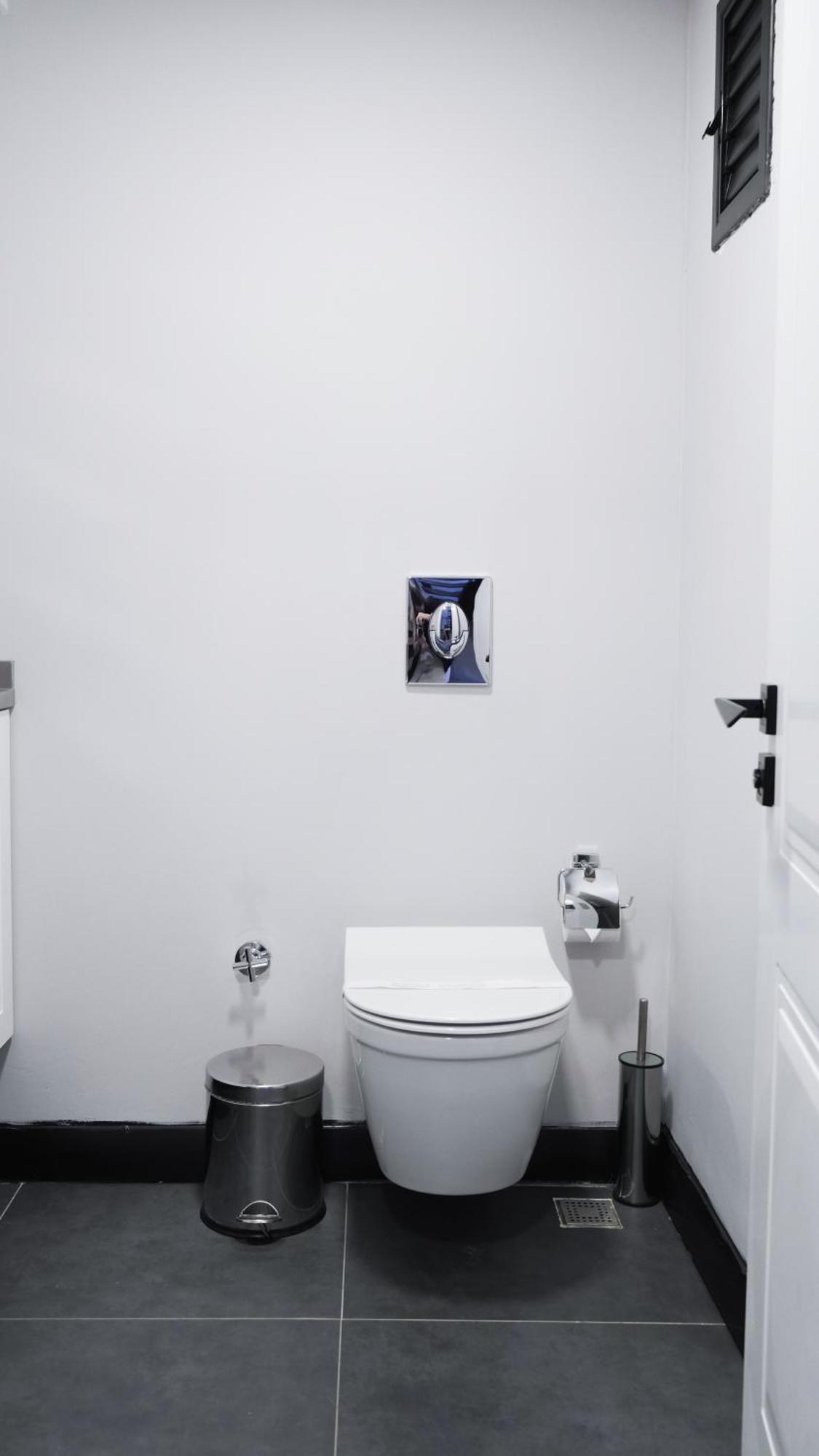 Hotel Myway Deluxe Alsancak Smirne Esterno foto