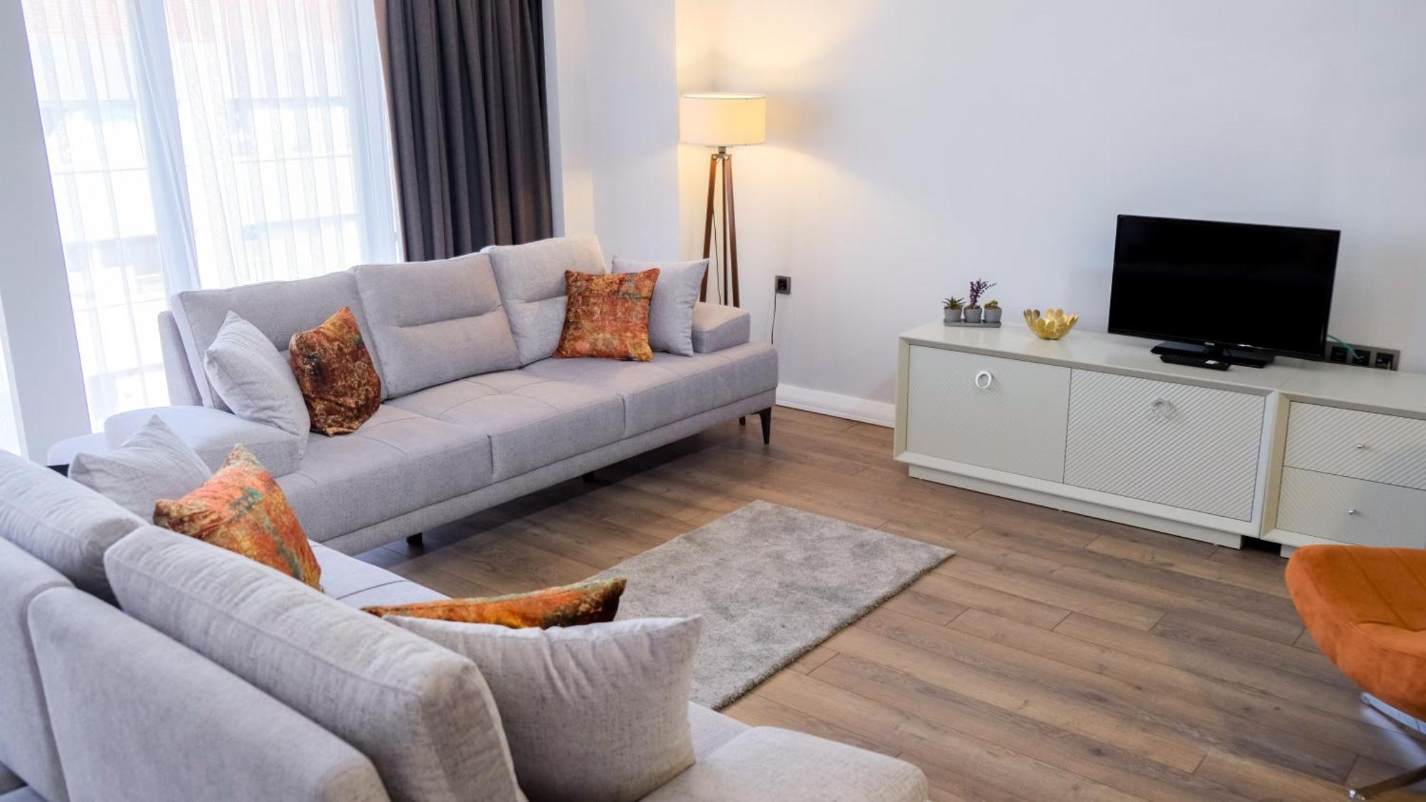 Hotel Myway Deluxe Alsancak Smirne Esterno foto