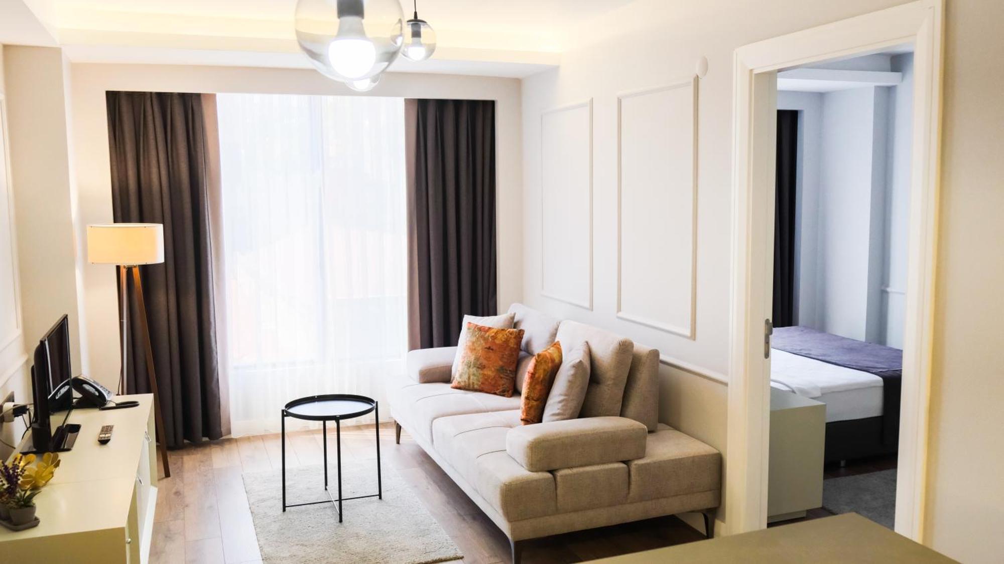 Hotel Myway Deluxe Alsancak Smirne Esterno foto