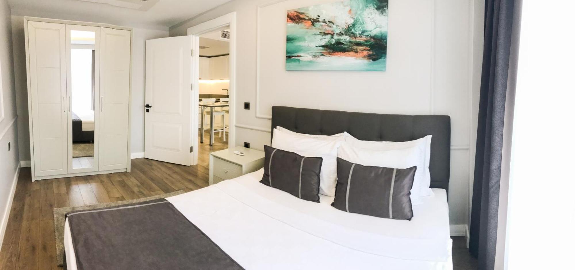 Hotel Myway Deluxe Alsancak Smirne Esterno foto