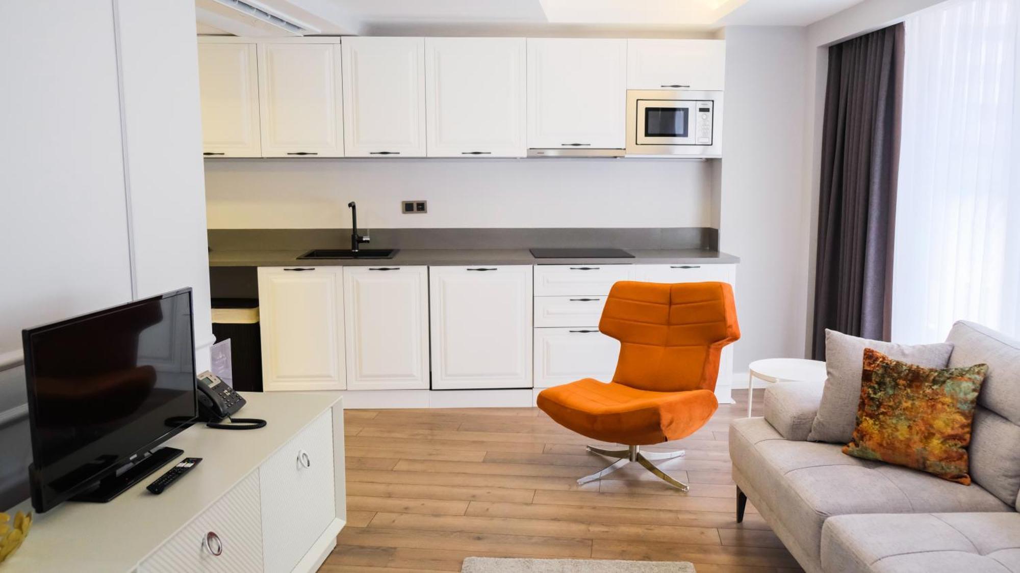 Hotel Myway Deluxe Alsancak Smirne Esterno foto