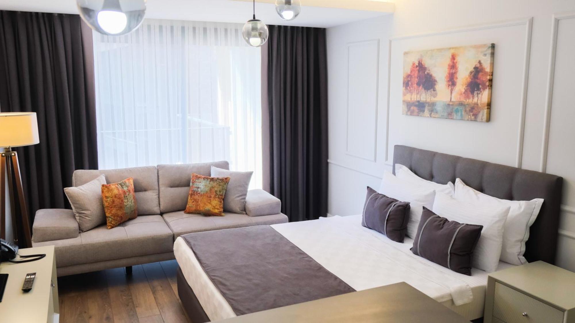 Hotel Myway Deluxe Alsancak Smirne Esterno foto